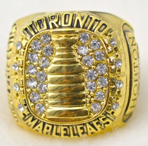 NHL Toronto Maple Leafs World Champions Gold Ring