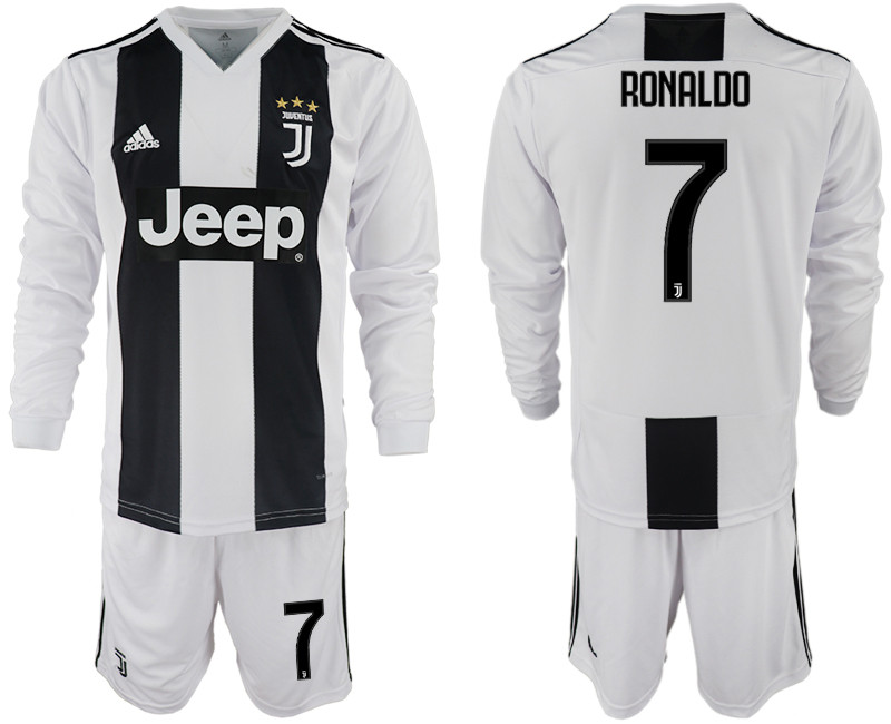 2018 19 Juventus 7 RONALDO Home Long Sleeve Soccer Jersey