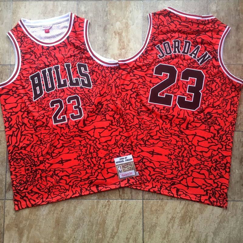 Bulls 23 Michael Jordan Black 1996 97 Hardwood Classics Jersey